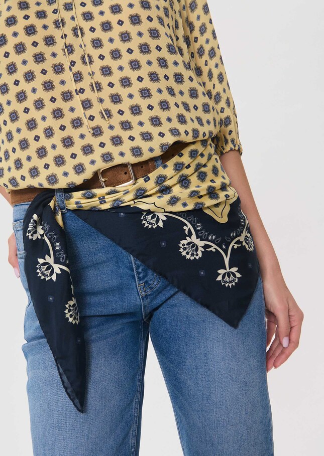 Ellie's scarf printed vanilla square Vanilla TARA JARMON US
